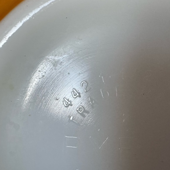 Vintage Pyrex Old Orchard Cinderella Bowl 442 - Picture 3 of 7
